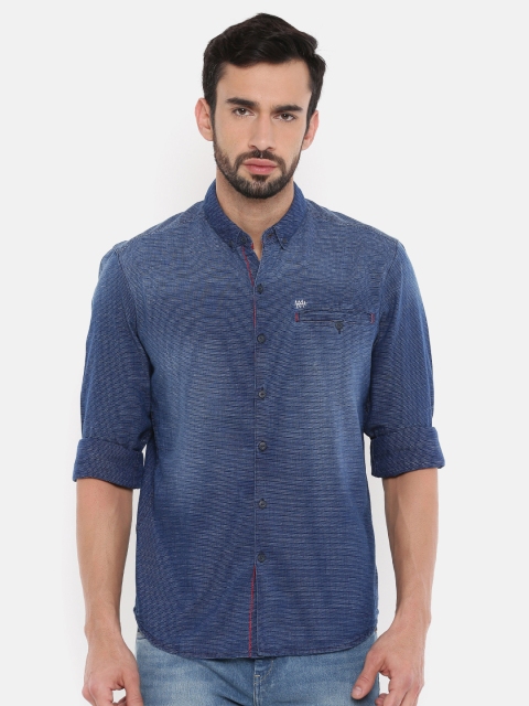 

Lee Men Blue Slim Fit Faded Casual Shirt