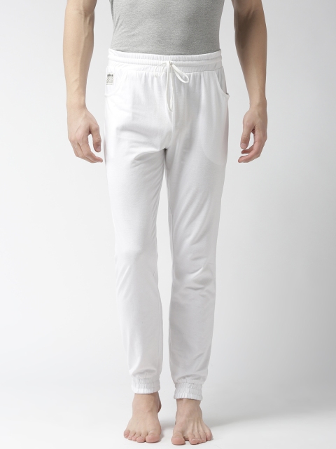 

Hubberholme Men Solid White Solid Joggers L-7182