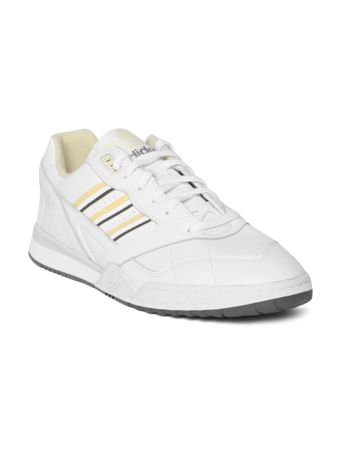 

ADIDAS Originals Men White A.R.Trainer Sneakers