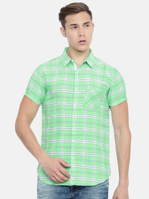 

SPYKAR Men Green & Blue Regular Fit Checked Casual Shirt