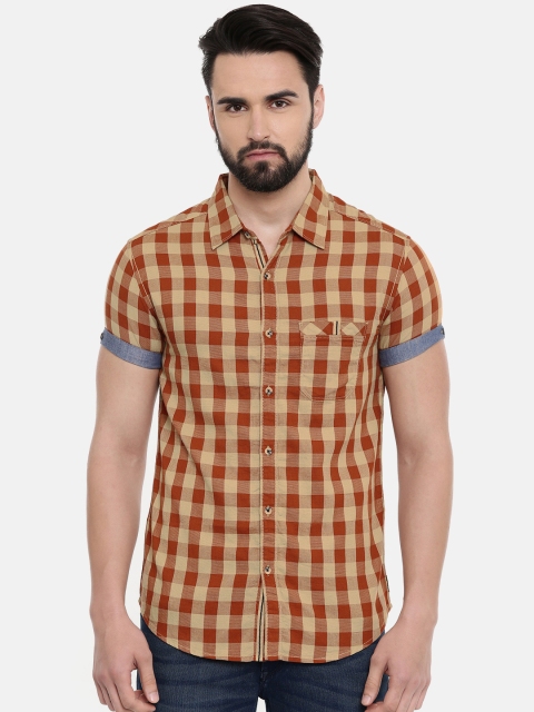 

SPYKAR Men Rust Red & Beige Regular Fit Checked Casual Shirt