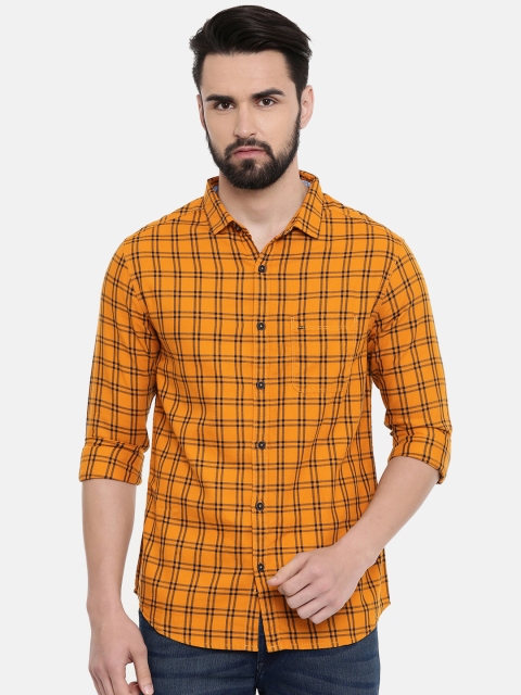 

SPYKAR Men Mustard Yellow & Navy Blue Regular Fit Checked Casual Shirt