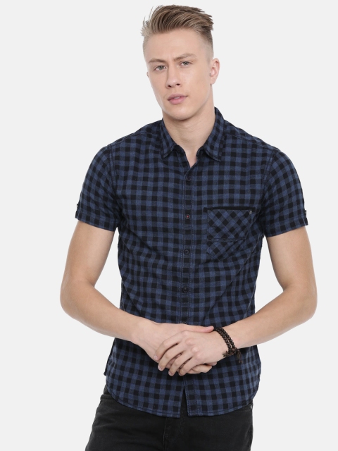 

SPYKAR Men Black & Blue Slim Fit Checked Casual Shirt