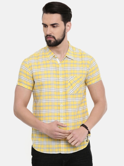 

SPYKAR Men Yellow & Blue Regular Fit Checked Casual Shirt