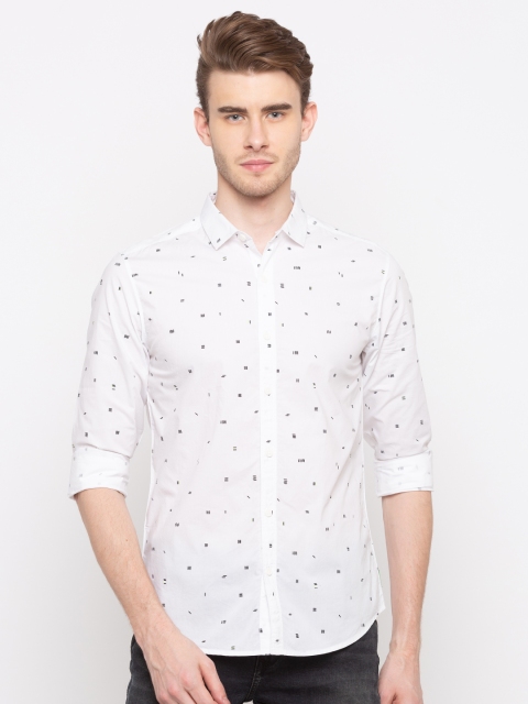 

SPYKAR Men White Slim Fit Printed Casual Shirt