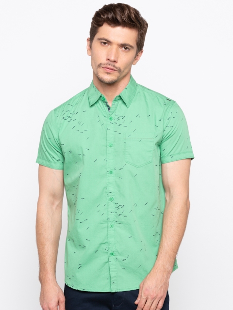 

SPYKAR Men Green Slim Fit Printed Casual Shirt