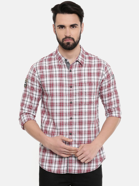 

SPYKAR Men Red & White Regular Fit Checked Casual Shirt