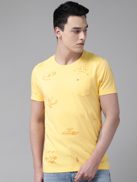

SPYKAR Men Yellow Printed Round Neck Pure Cotton T-shirt