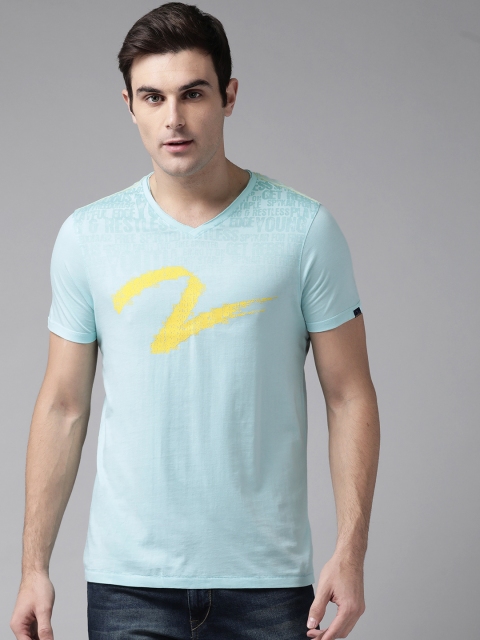 

SPYKAR Men Blue & Yellow Printed V-Neck T-shirt