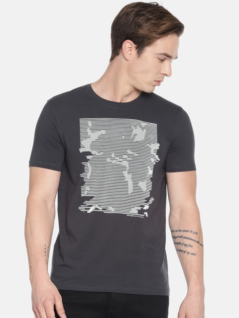 

SPYKAR Men Charcoal Grey Striped Round Neck T-shirt