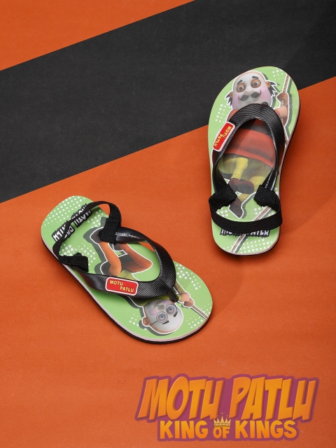 

Motu Patlu Boys Black & Green Printed Thong Flip-Flops