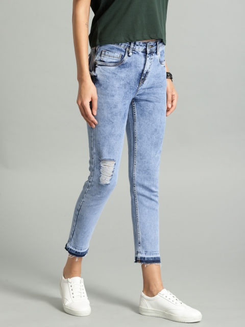 

Roadster Women Blue Skinny Fit Mid-Rise Mildly Distressed Stretchable Cropped Jeans
