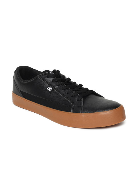 

DC Men Black LYNNFIELD BGM Leather Sneakers