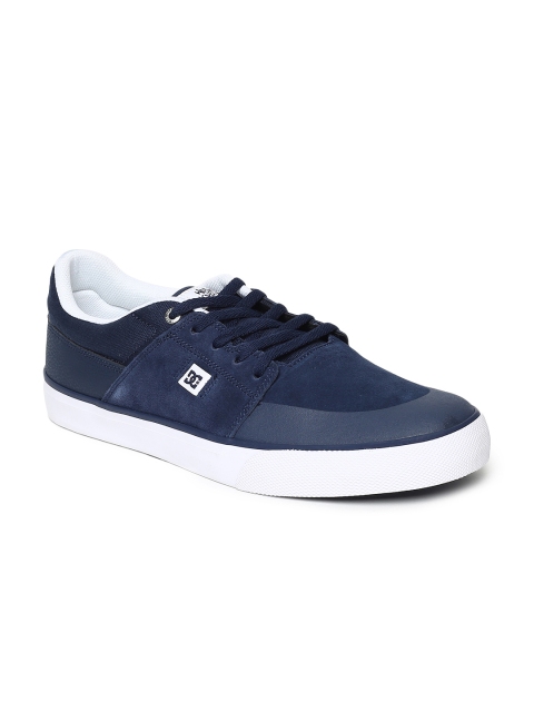 

DC Men Navy Blue Solid Sneakers