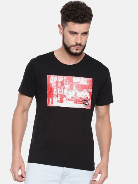 

DC Men Black Printed Round Neck T-shirt