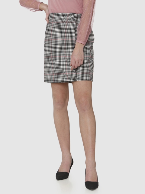 

Vero Moda Women White & Black Checked Straight Pencil Mini Skirt