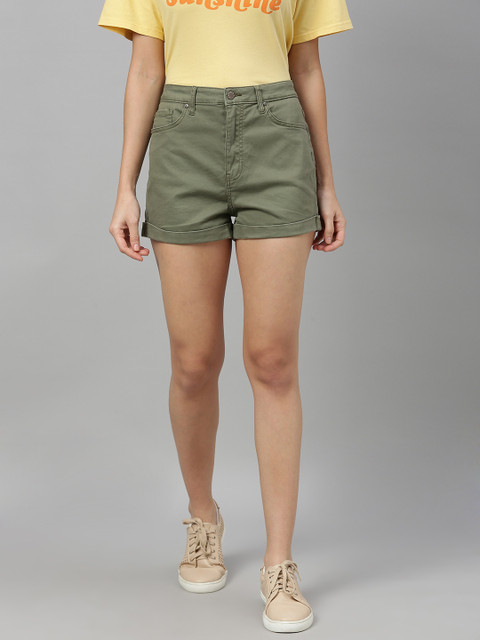 

FOREVER 21 Women Olive Green Solid Regular Fit Regular Shorts