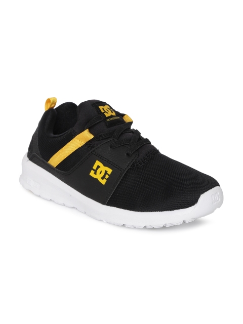

DC Boys Black & Yellow Solid Sneakers