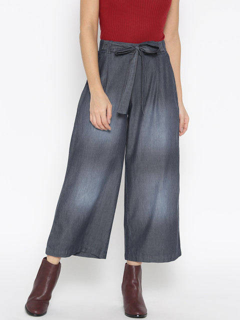 

Rue Collection Women Navy Blue Solid Washed Chambray Regular Fit Culottes