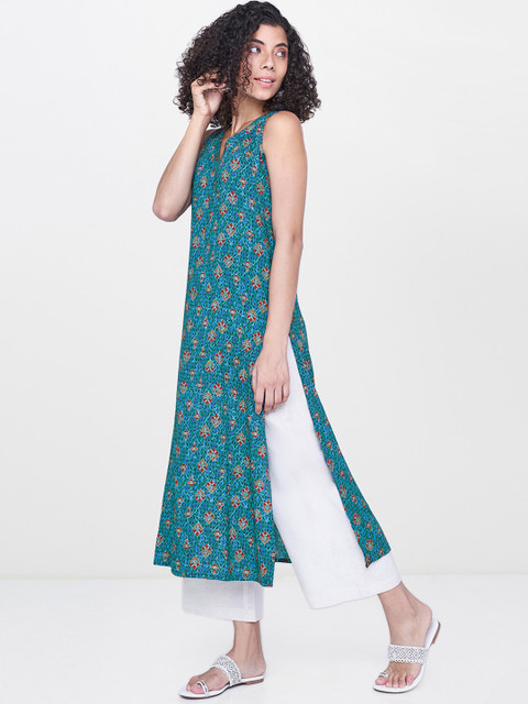 

Global Desi Women Blue Printed Straight Kurta
