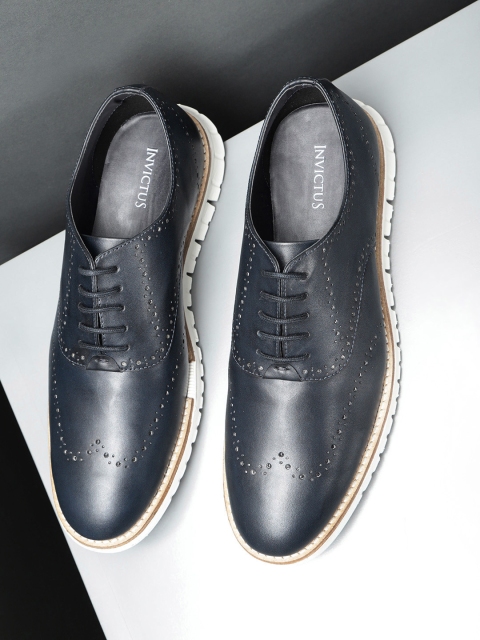 

INVICTUS Men Navy Blue Textured Brogues
