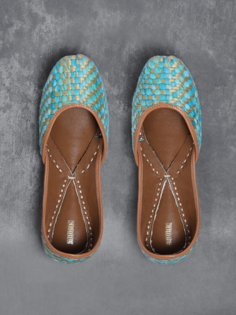 

Anouk Women Blue & Gold-Toned Woven Design Mojaris