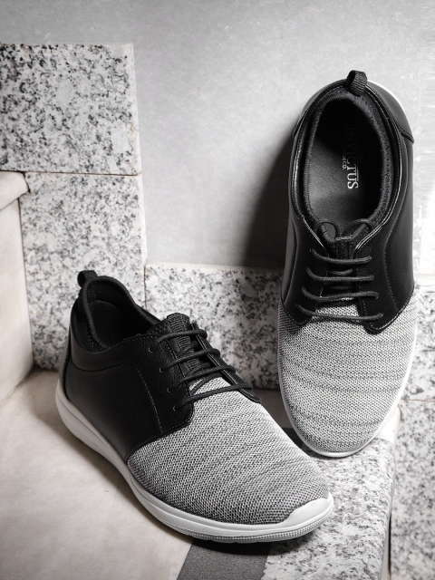 

INVICTUS Men Grey & Black Colourblocked Sneakers