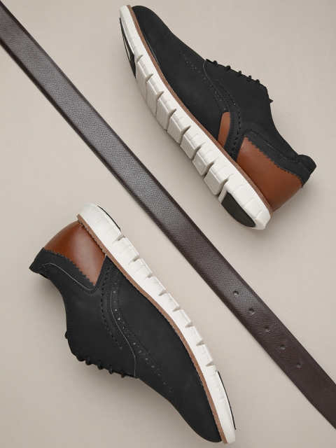 

INVICTUS Men Black Brogues