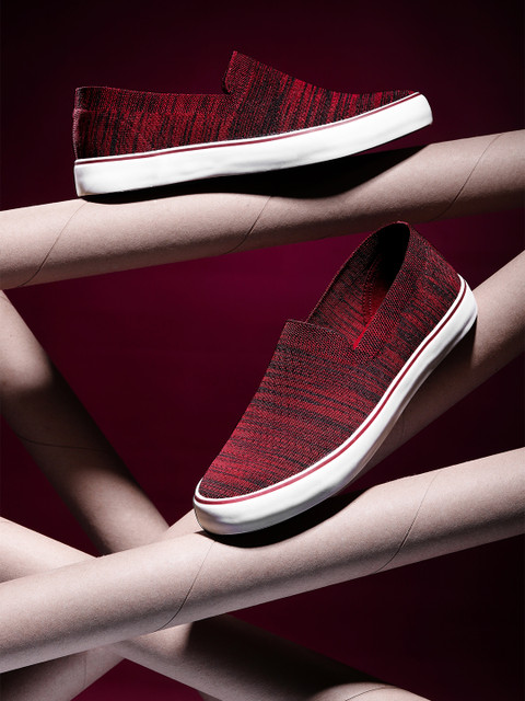 

Kook N Keech Men Maroon & Black Slip-On Sneakers