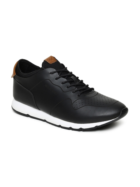 

Wildcraft Men Kiri Black Sneakers