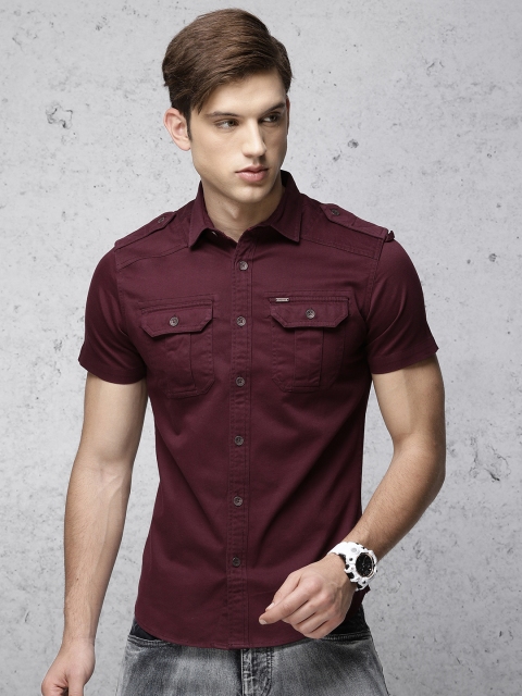 

Ecko Unltd Men Maroon Slim Fit Solid Casual Shirt