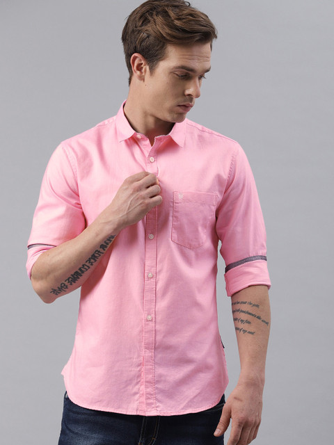 

French Connection Men Pink Regular Fit Solid Casual Shirt