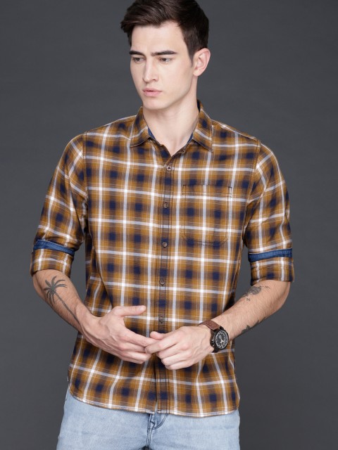 

WROGN Men Mustard Yellow & White Slim Fit Checked Casual Shirt