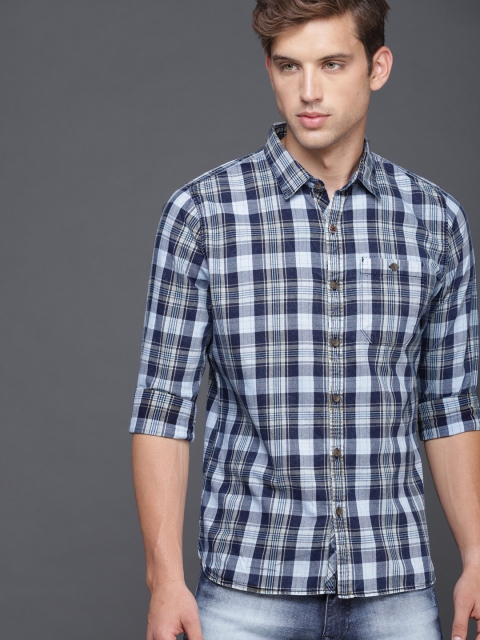 

WROGN Men Navy Blue Slim Fit Checked Casual Shirt