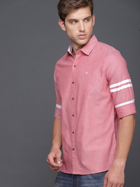 

WROGN Men Red Regular Fit Solid Casual Shirt