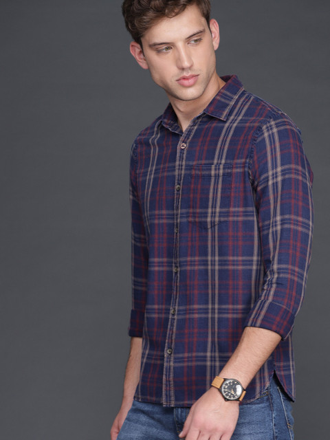 

WROGN Men Navy Blue Slim Fit Checked Casual Shirt