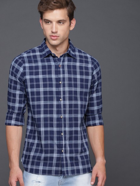 

WROGN Men Navy Blue Regular Fit Checked Casual Shirt