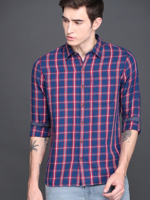 

WROGN Men Navy Blue & Red Slim Fit Checked Casual Shirt