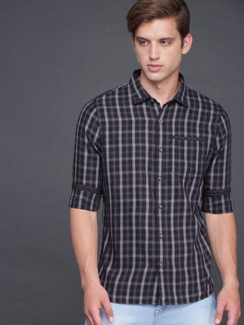 

WROGN Men Black & Grey Slim Fit Checked Casual Shirt