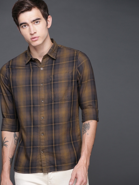 

WROGN Men Mustard Yellow & Brown Slim Fit Checked Casual Shirt