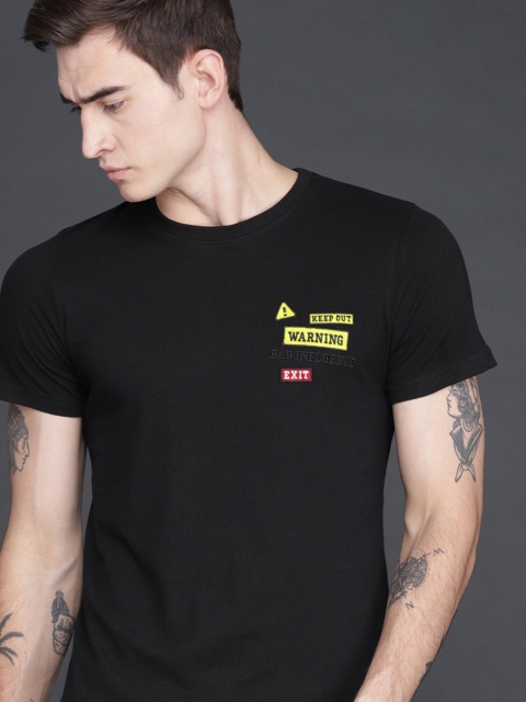 

WROGN Men Black Slim Fit Solid Round Neck T-shirt