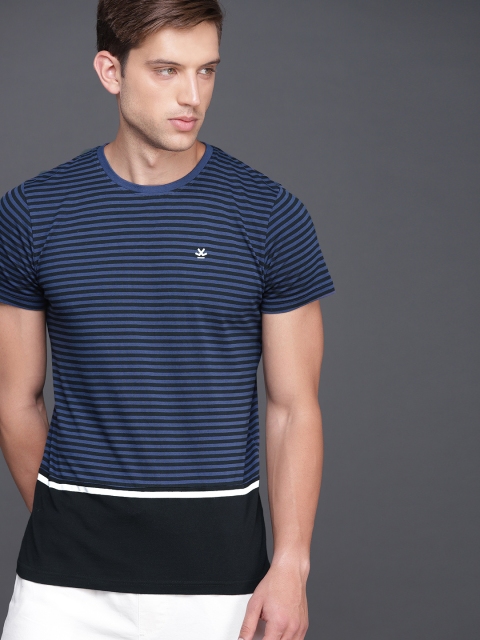 

WROGN Men Navy Blue Slim Striped T-shirt
