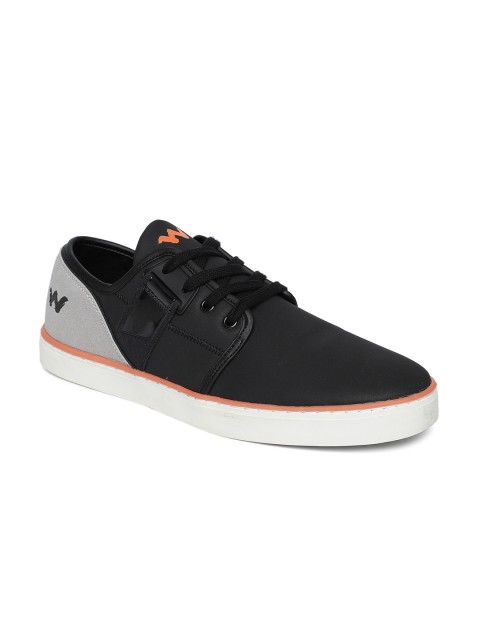 

Wildcraft Men Black Trekking Shoes