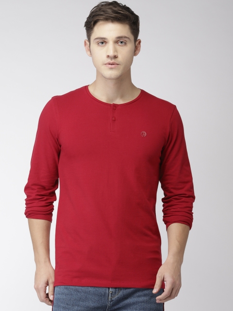 

Bossini Men Red Solid Henley Neck T-shirt