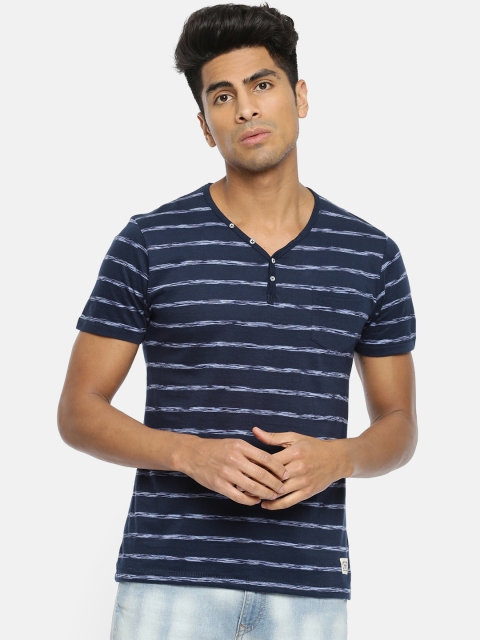 

Bossini Men Blue Striped Henley Neck T-shirt