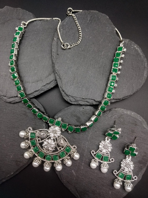 

Fida Women Silver-Plated Beaded Oxdised Jewellery Set