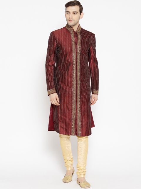 

Manish Creations Men Maroon & Cream-Coloured Silk Woven Design Handcraft Sherwani