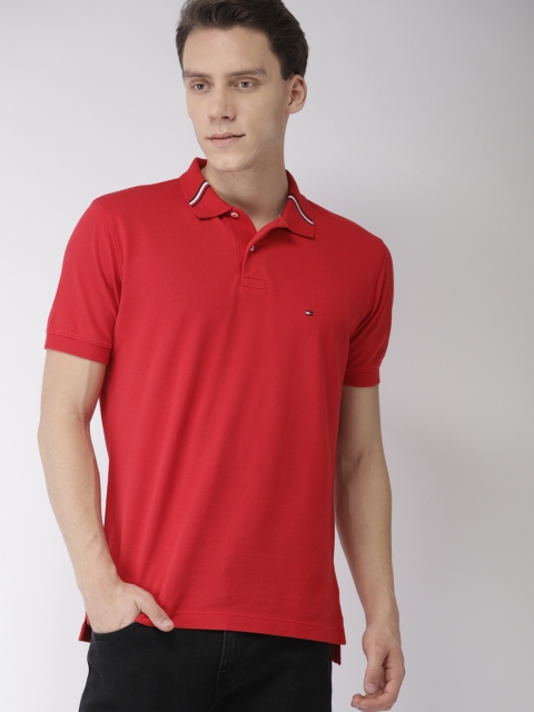 

Tommy Hilfiger Men Red Regular Fit Solid Polo Collar T-shirt