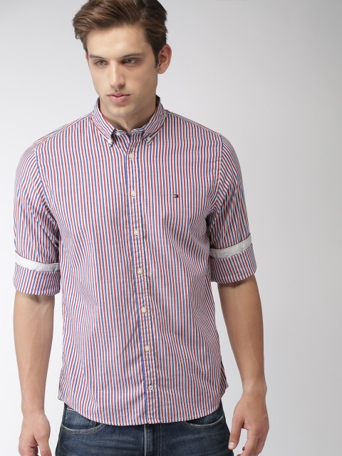 

Tommy Hilfiger Men Red & Blue Regular Fit Striped Casual Shirt