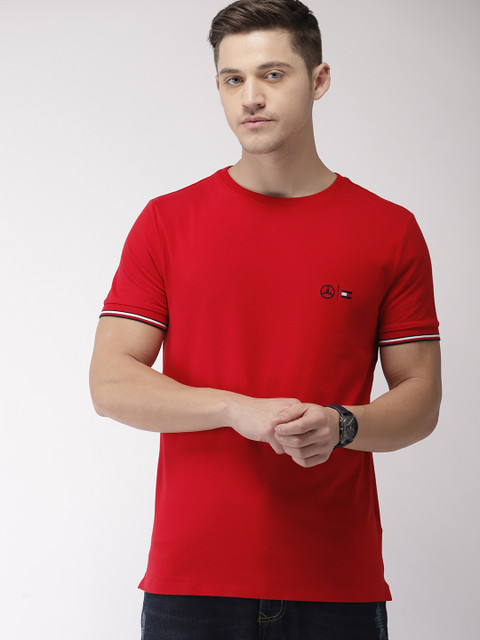 

Tommy Hilfiger Men Red Solid Round Neck T-shirt